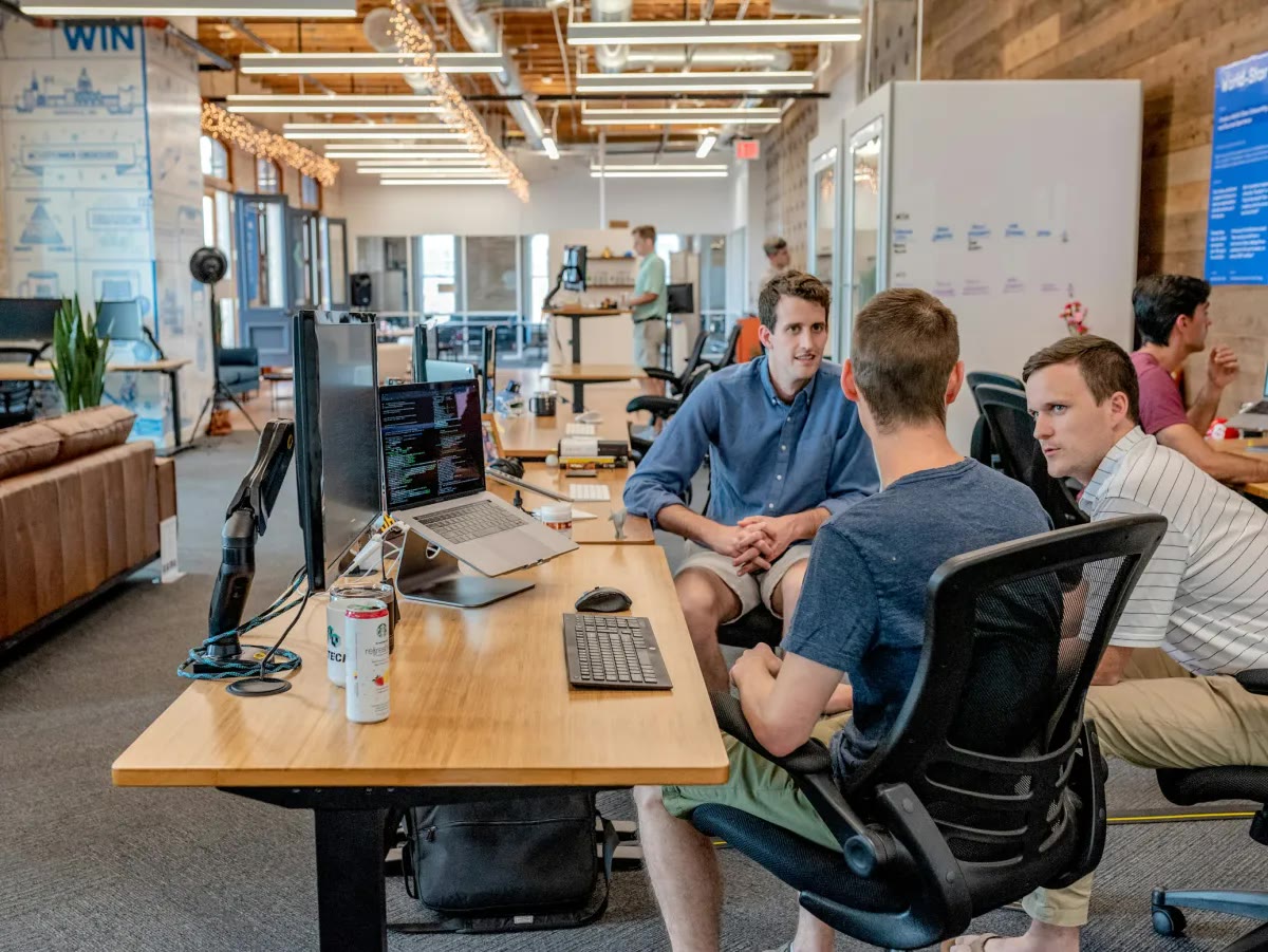 Voice AI Vendors vs Call Centers: Operational Cost Savings Guide